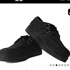 TUK Viva Low Creeper Black Size y